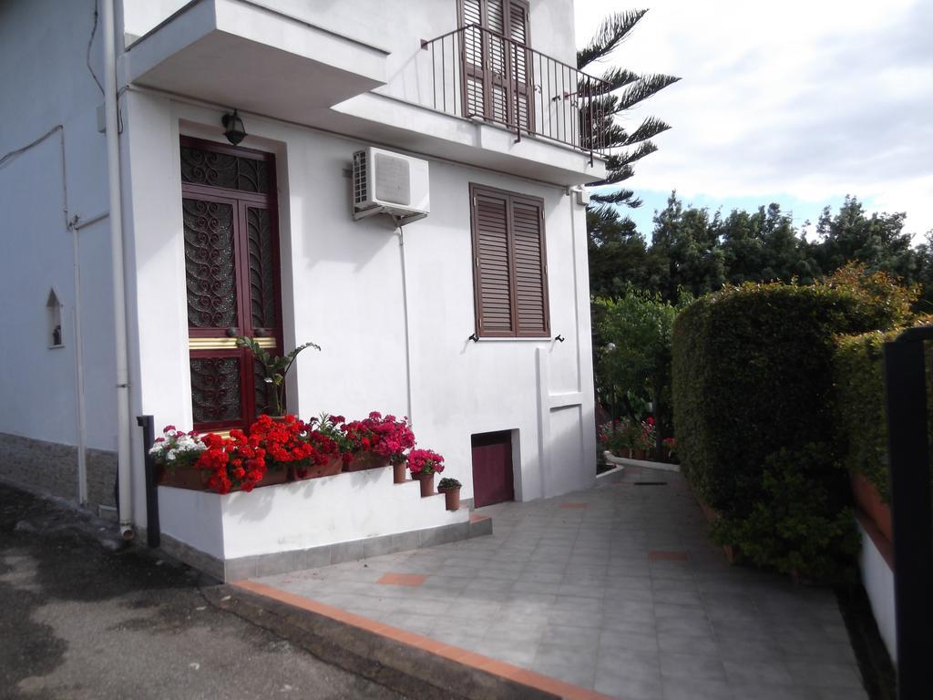 Villa Casavacanzeinsicilia Etna Taormina Piedimonte Etneo Exterior foto